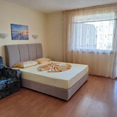 Primorski Briz Guest House Primorsko Buitenkant foto