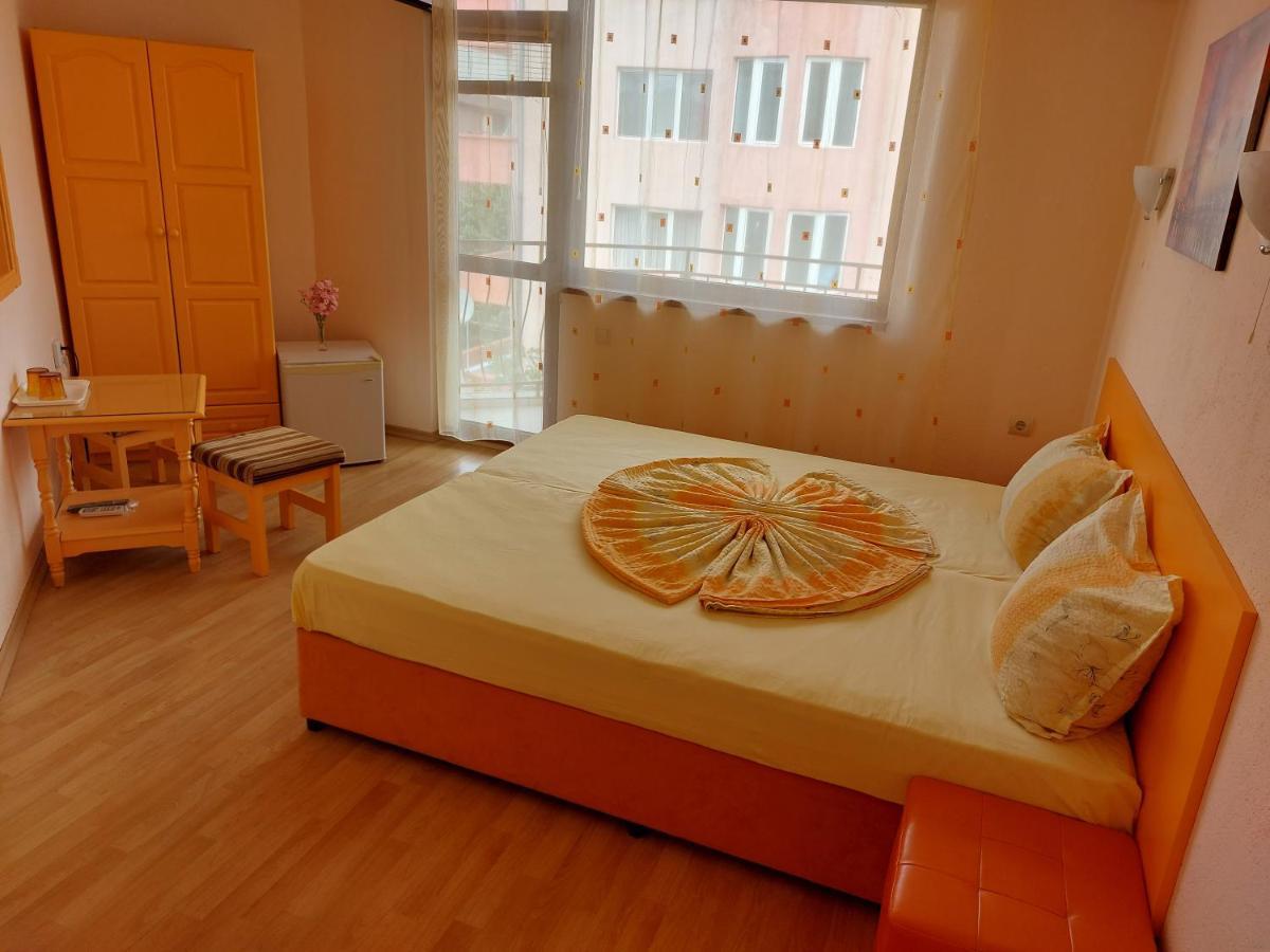 Primorski Briz Guest House Primorsko Buitenkant foto